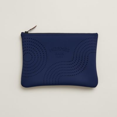 ビーチクッション 《ヨッティング》 | Hermès - エルメス-公式サイト ビーチクッション 《ヨッティング》 | Hermès - エルメス-公式サイト